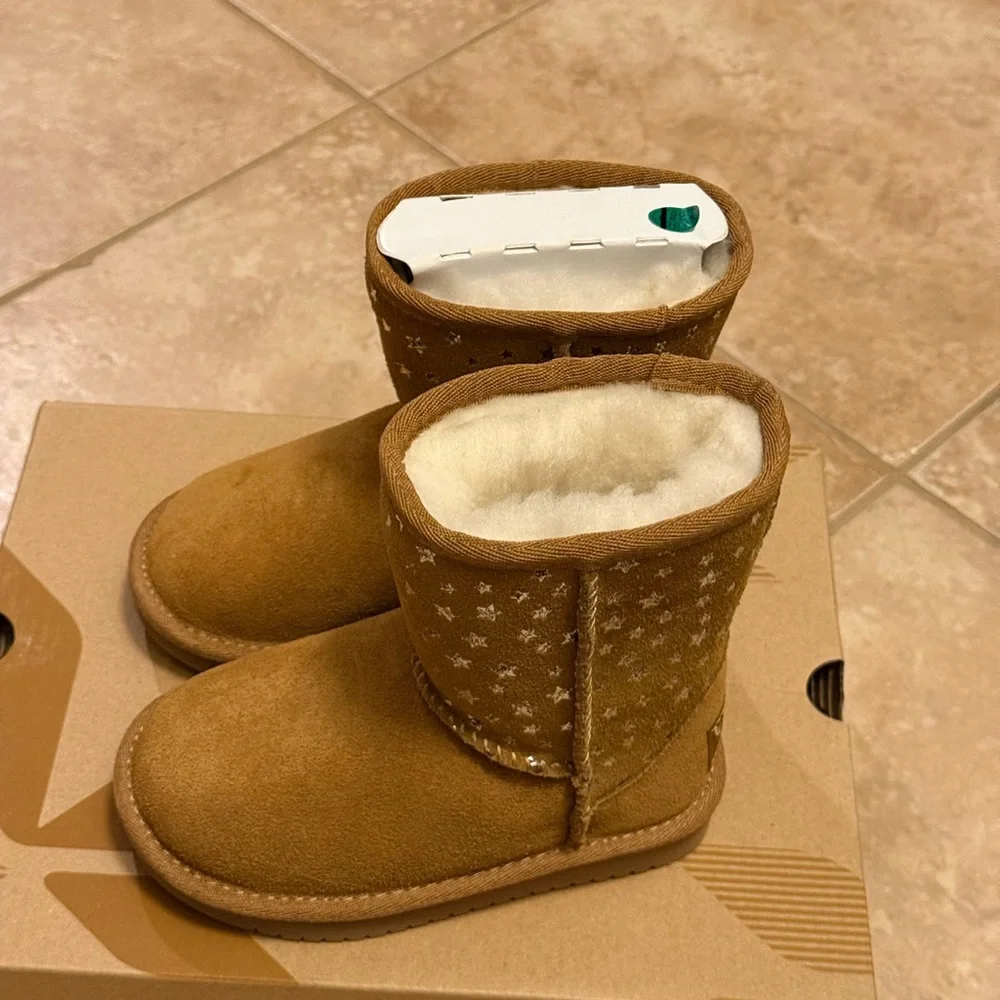 KOOLABURRA by UGG little kids T KOOLA SHORT STARS BOOTS